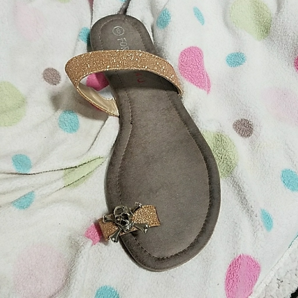 gold glitter and skull sandals nwt
